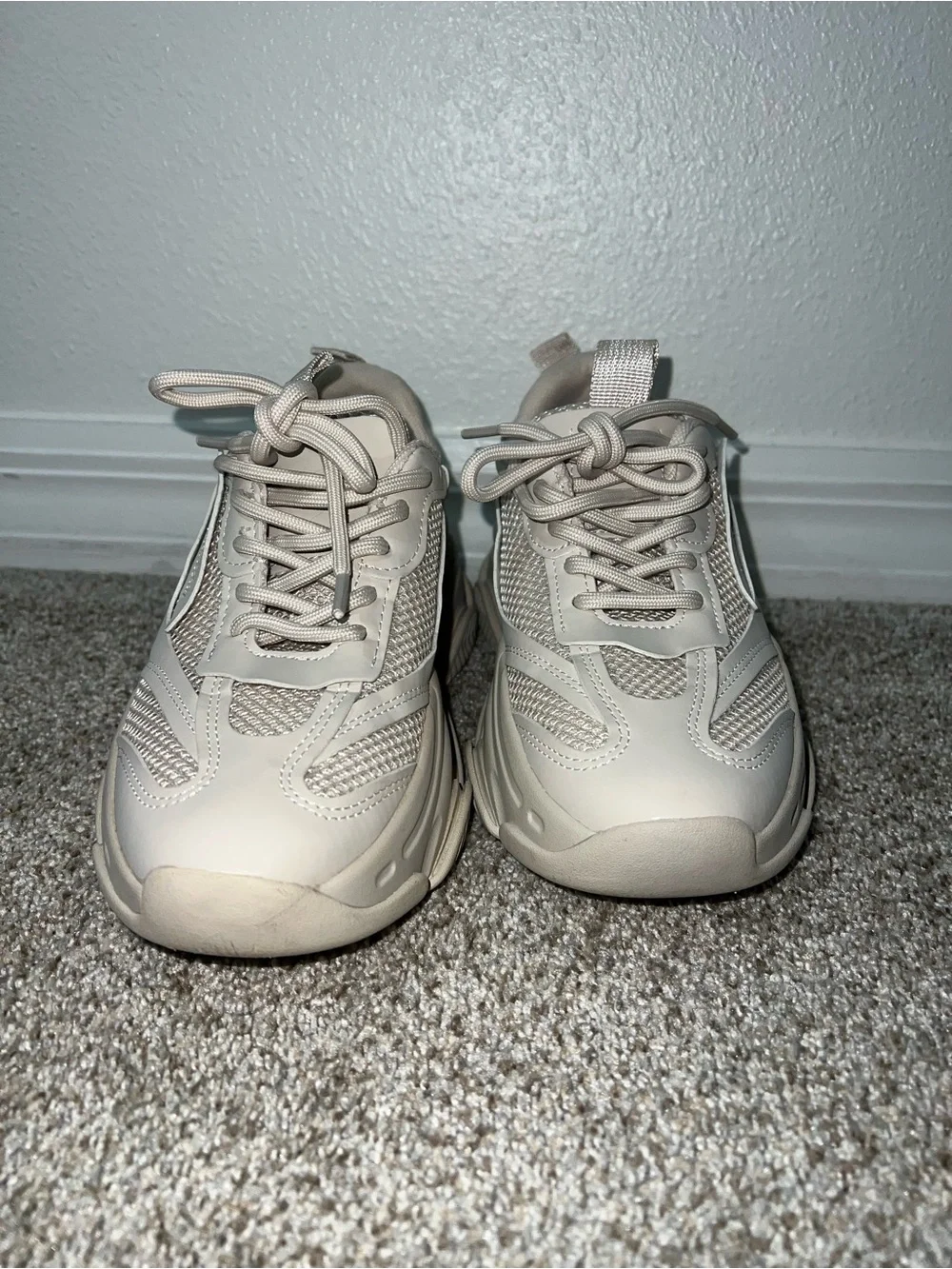 Steve Madden Platform Chunky Sneakers in Light Beige
